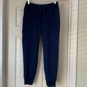 Heart soul scrub jogger style pant